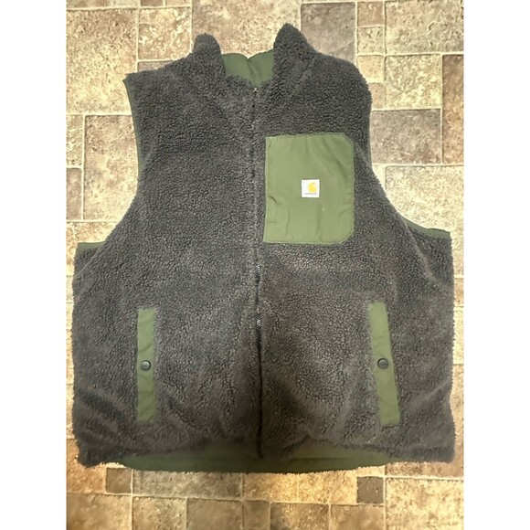 Carhartt Montana Reversible Insulated Vest with a sherpa fleece lining Size L - Picture 3 of 3